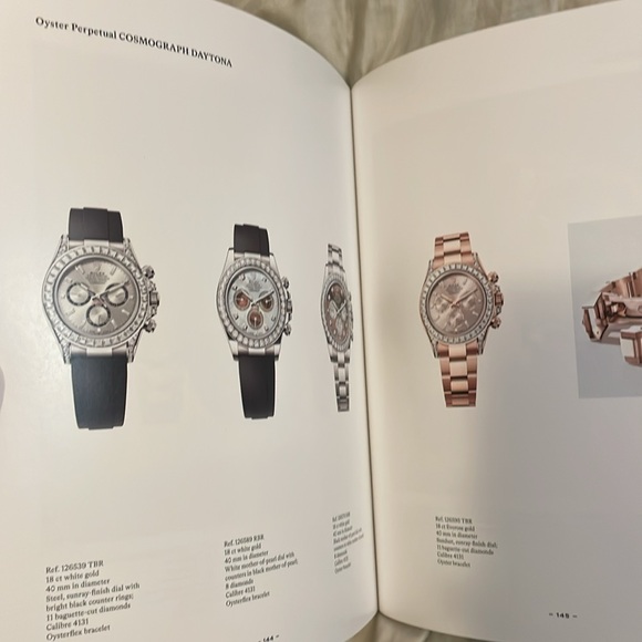Authentic Rolex Book - Picture 4 of 8